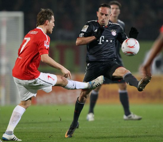 而雷迪克作 而雷迪克作